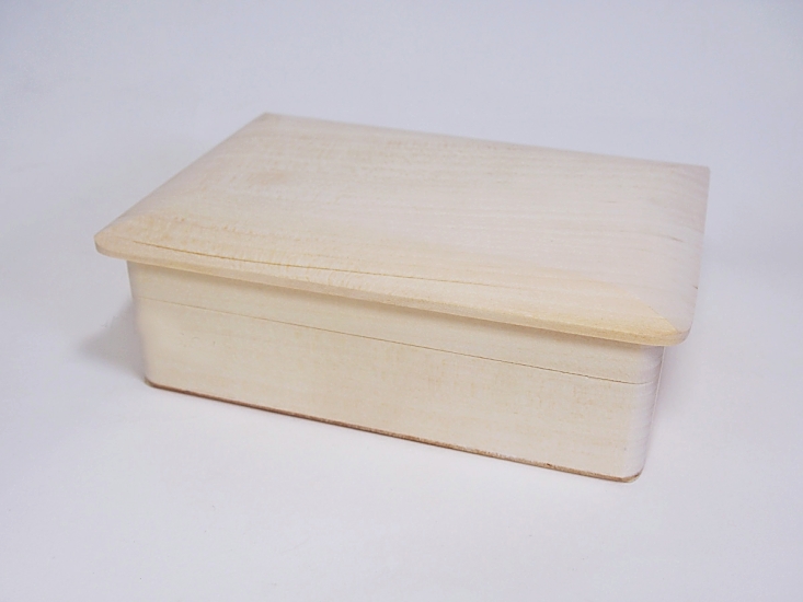 Dřevěná krabička - ŠPERKOVNICE (16x11,2x5,3cm)