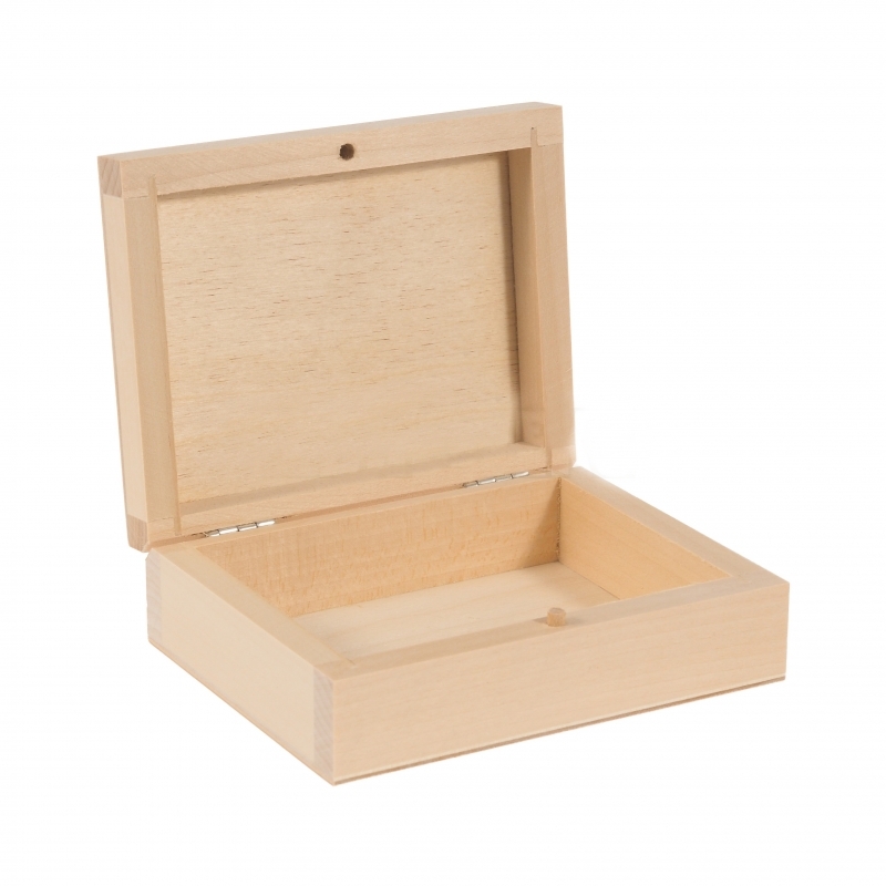 Dřevěná krabička (12x9,5x4cm)