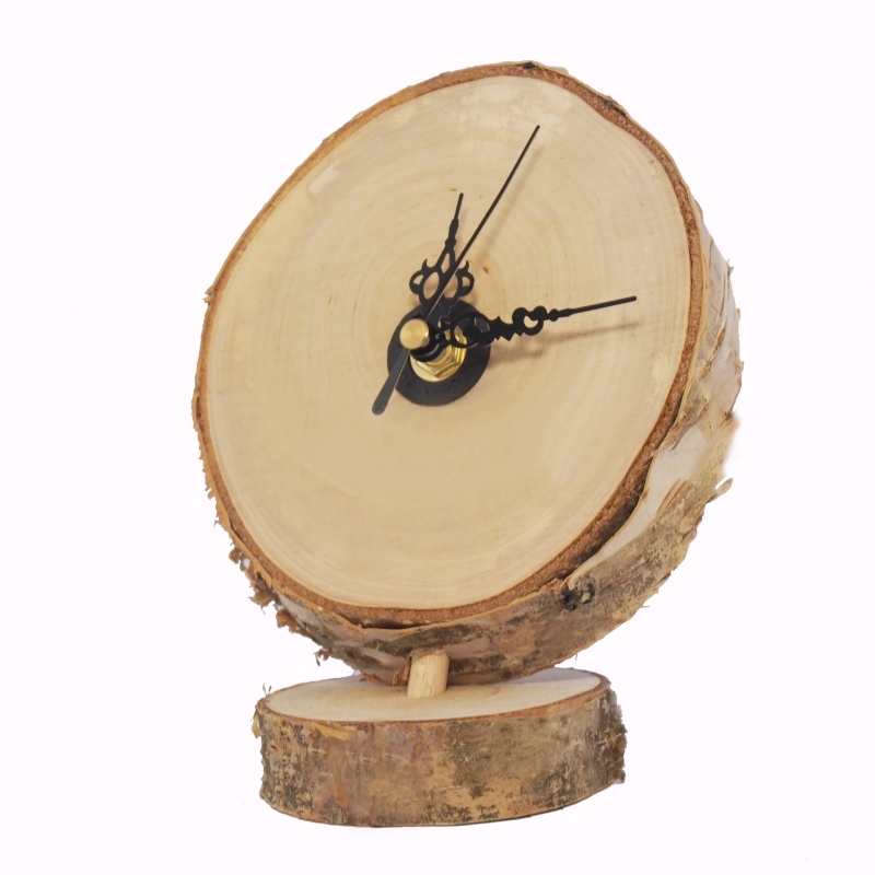 Dřevěné přírodní hodiny