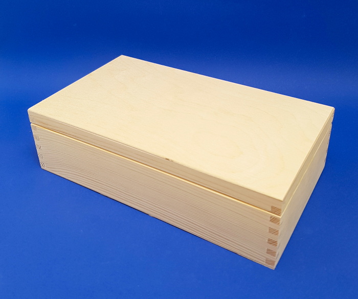 Dřevěná  krabička (28,5x16x8cm)